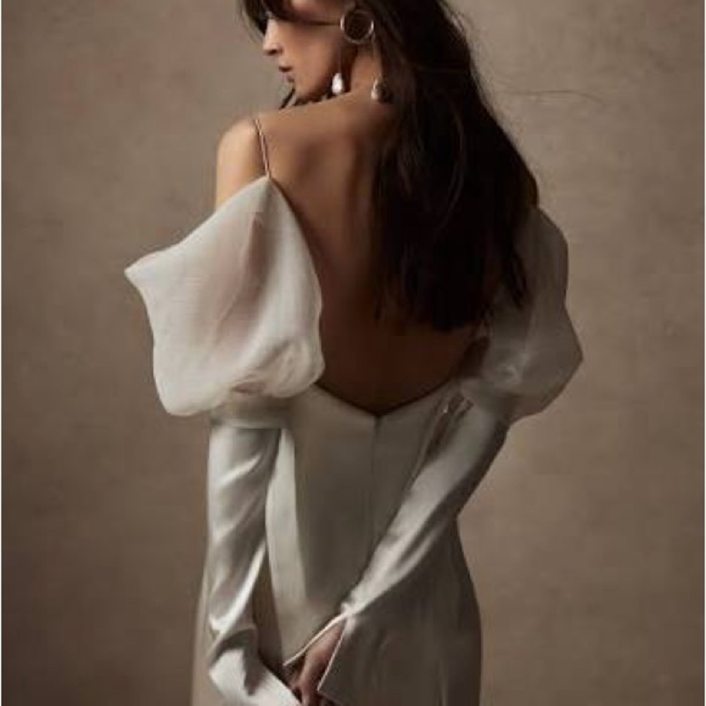 Chic Off-Shoulder Cream Wedding Dress